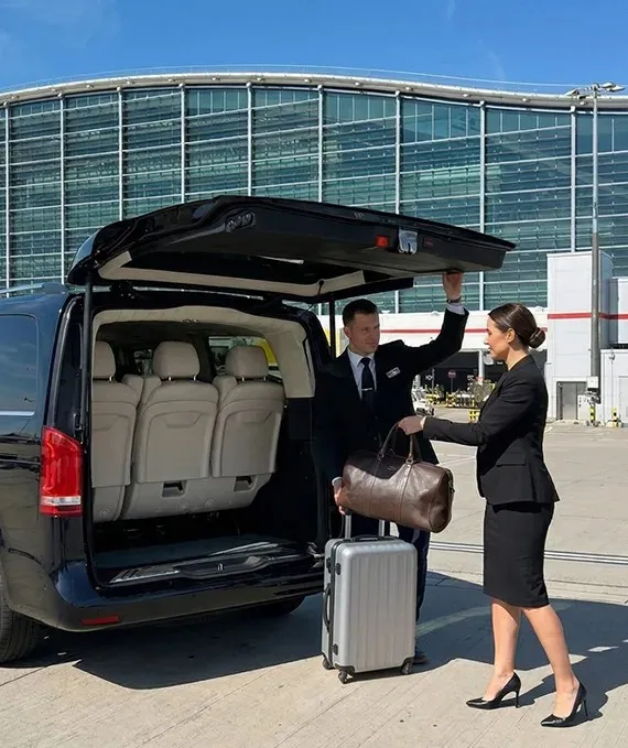 How to Plan a Stress-Free Business Trip? Discover Here!